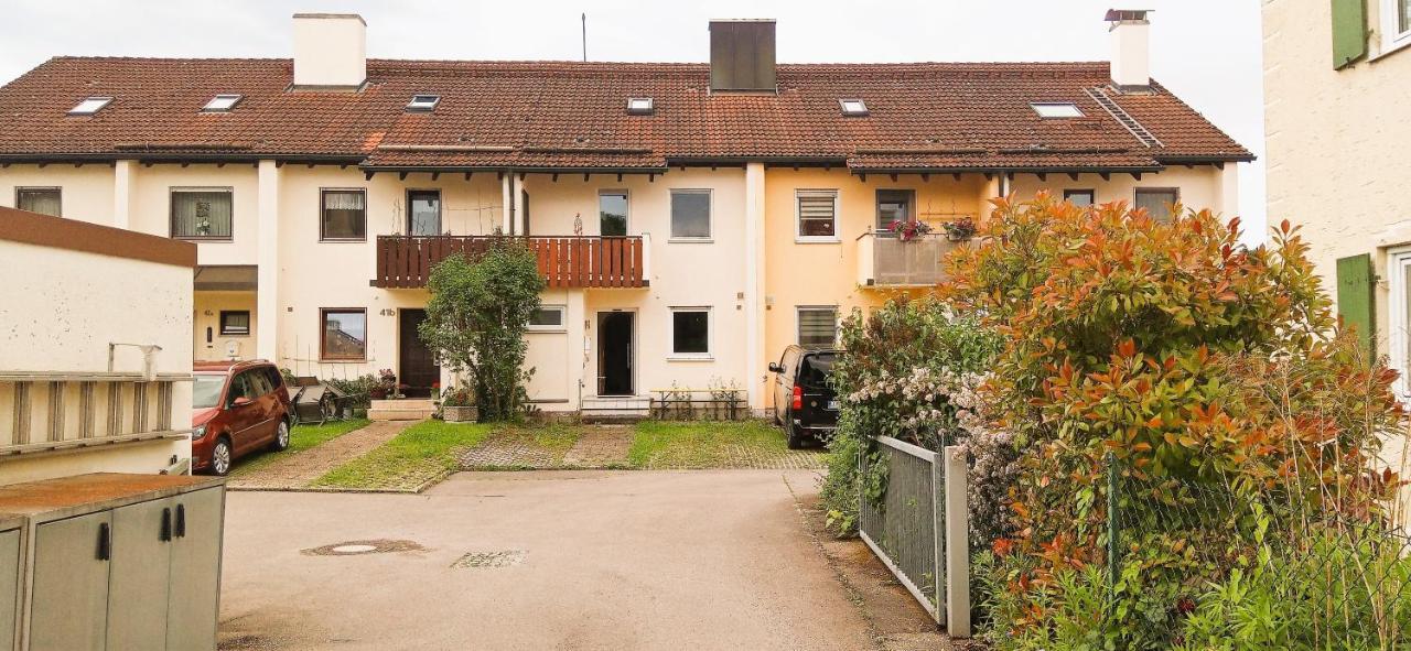Grosses Zimmer Bad Kueche Wohnzimmer Terasse Garten Zentral Ruhig Ландсберг-на-Лехе Экстерьер фото